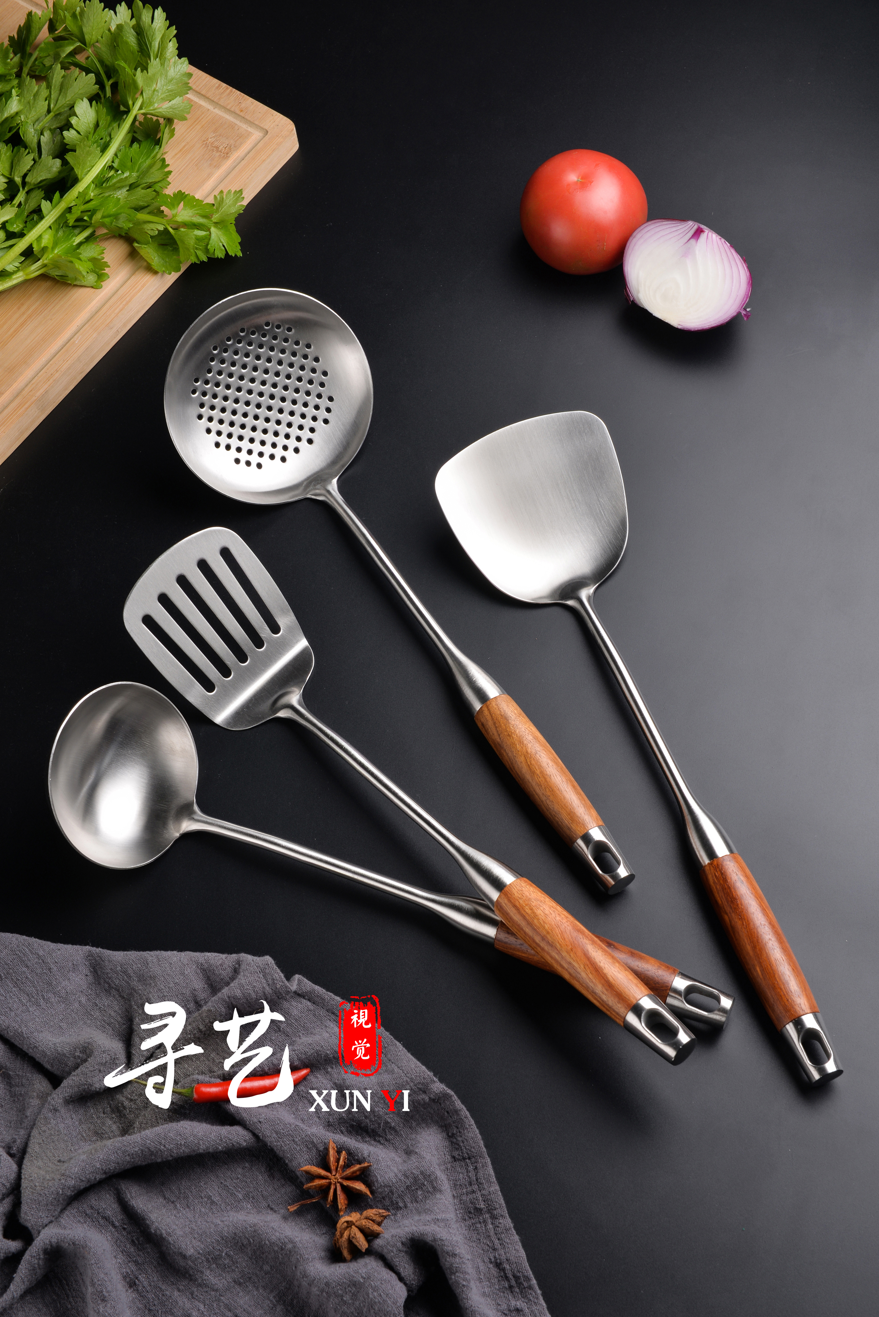 鍋鏟拍攝 產(chǎn)品攝影的藝術(shù)與技巧